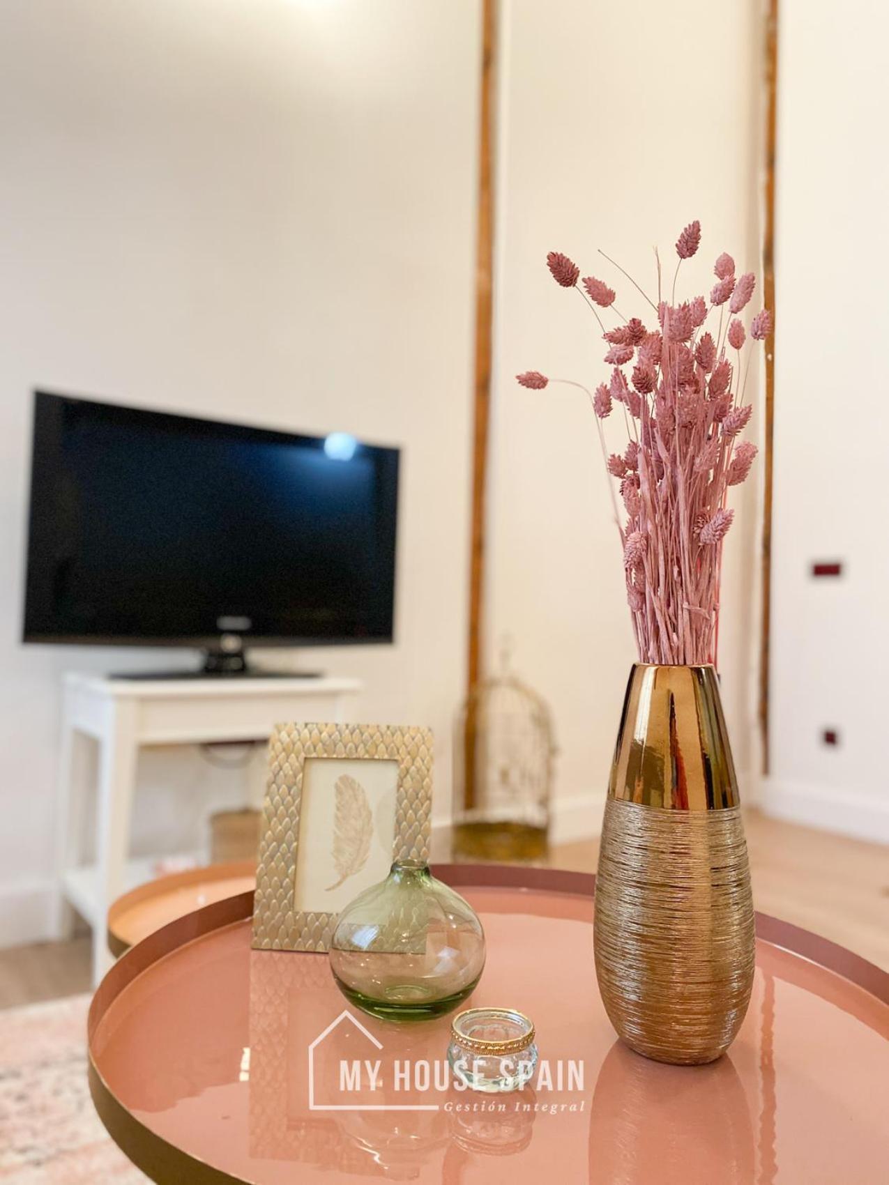 Myhousespain - Renovado Y Moderno Apartamento A 5 Minutos De Sol Madrid Exterior photo